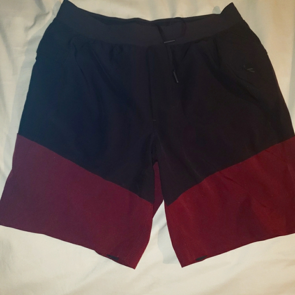 Lululemon Stretch Athletic Boardshorts